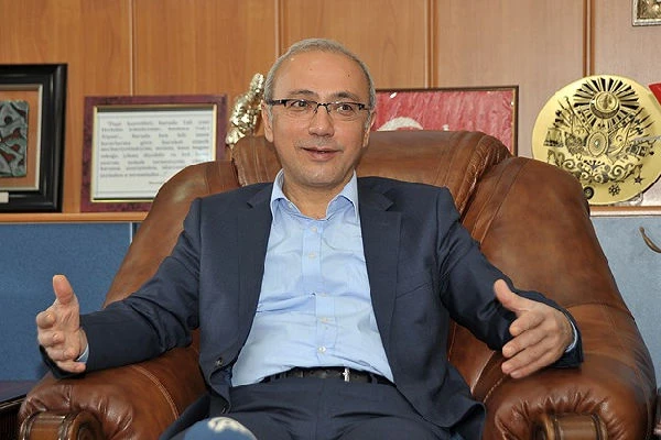 Elvan, 'Ses kayıtları yurt dışından servis ediliyor'