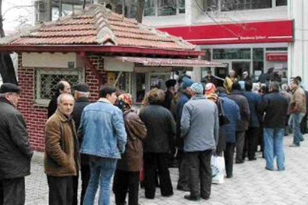 Emekliye müjde, maaşlara zam geliyor, ne kadar zam gelecek