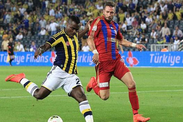 Emenike&#039;ye kötü haber