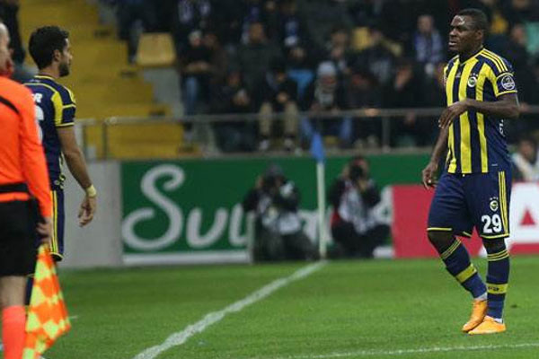 Emenike Fenerbahçe&#039;den ayrılıyor mu