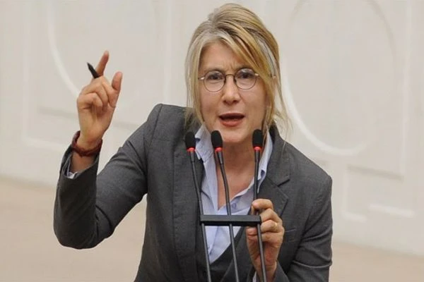 CHP'den istifa eden Emine Ülker Tarhan'ın işte yeni partisi