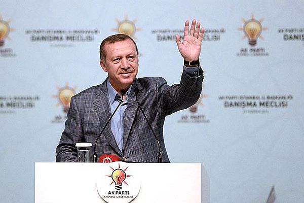 Erdoğan, &#039;Demokrasi sandıkta başlar ve tecelli eder&#039;