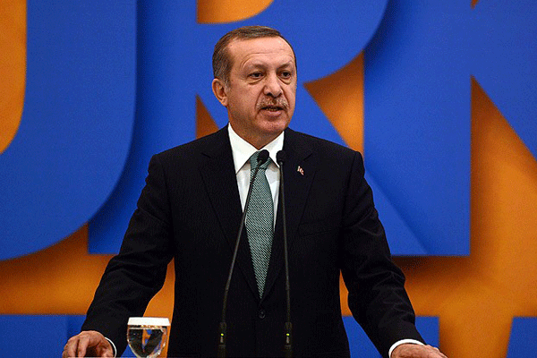 Erdoğan&#039;dan Danıştay açıklaması, &#039;Bir tiyatro seyrettik&#039;