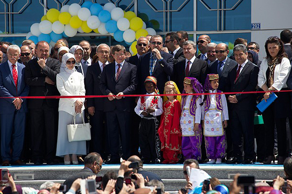 Erdoğan, gençlere seslendi, &#039;Aydınlık yarınlarımızın teminatı sizlersiniz&#039;