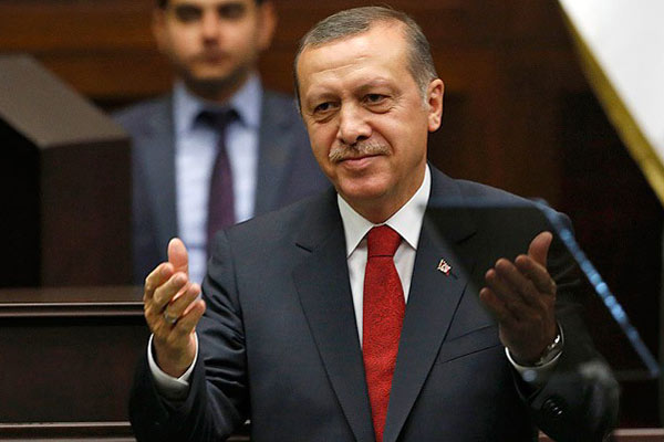 Erdoğan, &#039;Kibir abidelerine boyun eğmeyiz&#039;