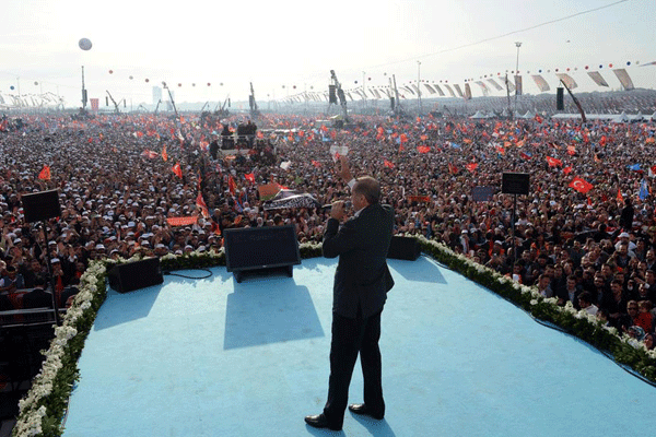 AK Parti&#039;nin Yenikapı mitinginde Başbakan&#039;a destek tamdı