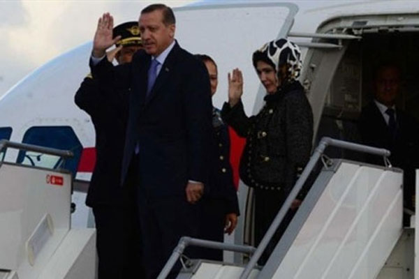 Erdoğan Türkmenistan&#039;dan ayrıldı