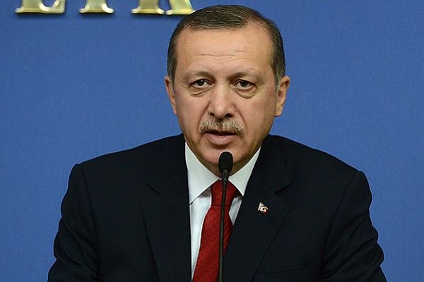 Başbakan Erdoğan'dan Yılmazer'e suç duyurusu