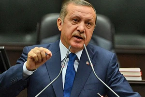 Erdoğan seçim beyannamesini açıkladı
