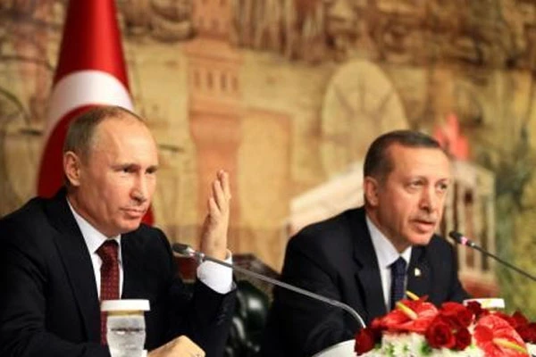 Başbakan Erdoğan telefonda Putin ile görüştü