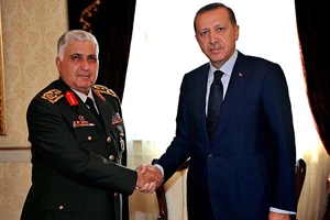 Başbakan Erdoğan, Orgeneral Özel ile görüştü