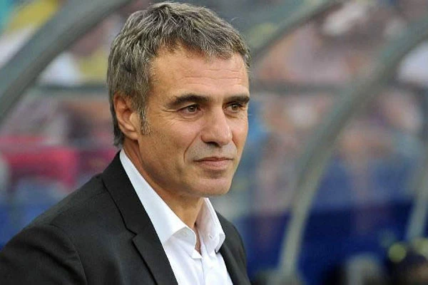 Ersun Yanal, Trabzonspor'un yeni teknik direktörü oldu