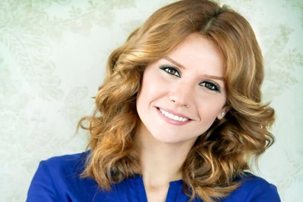 Esra Erol'un kardeşi bakın hangi mesleği seçti?