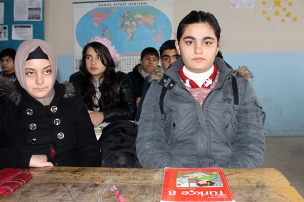 Mardinli Esra TEOG sınavındaki tüm soruları doğru cevapladı