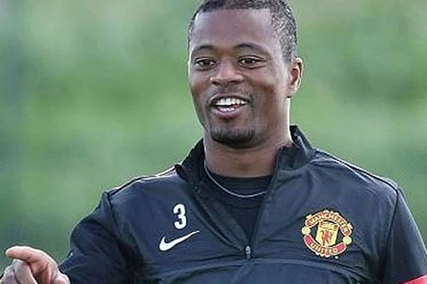 Patrice Evra Juventus'a transfer oldu