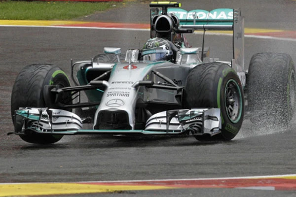 Formula 1'de ilk cep Rosberg'in