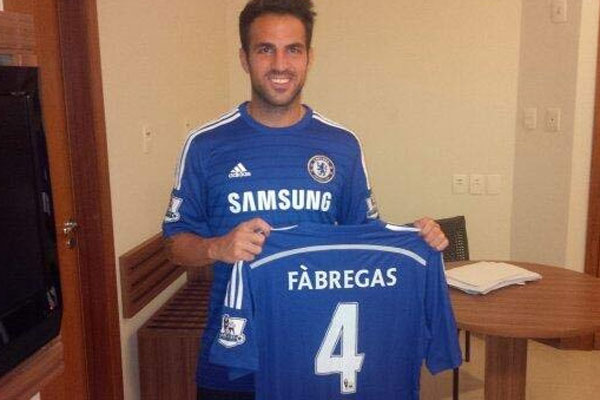 Fabregas resmen Chelsea&#039;ye transfer oldu