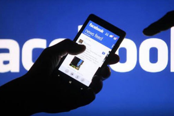 Facebook&#039;tan büyük yenilik! Haber akışı değişiyor