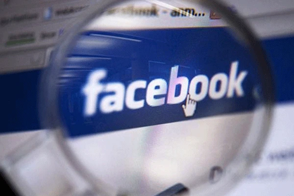 Facebook'ta casusuluk iddiası