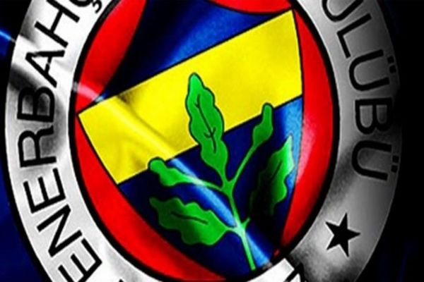 Fenerbahçe&#039;de 3 imza birden!