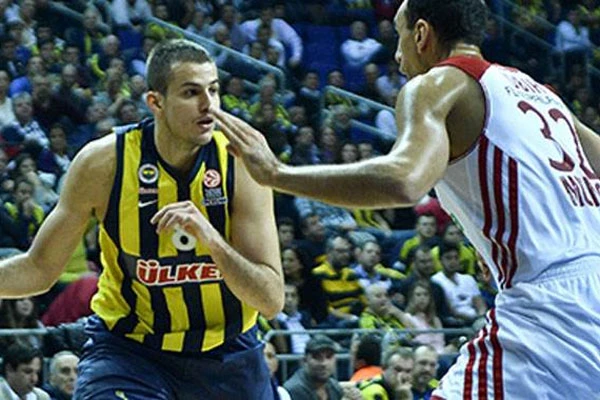 Fenerbahçe Bayern'e şans tanımadı