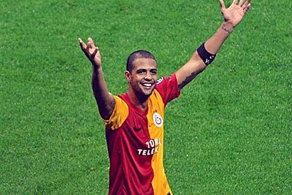 Felipe Melo&#039;dan çok konuşulacak Volkan tweeti