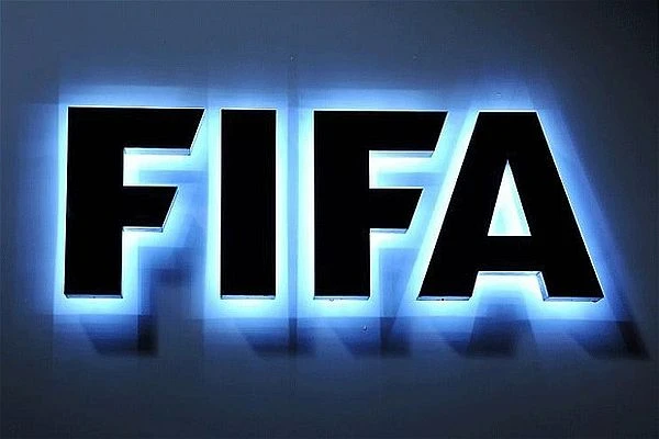 FIFA'dan Türk kulübüne uyarı!