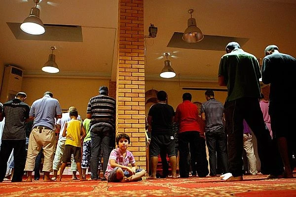 Alman istihbaratı 3 bin 656 Müslüman'ı fişledi