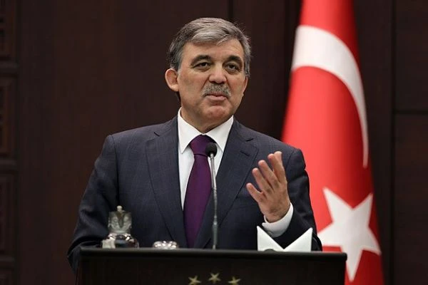 Gül, 'Kalıcı ve adil bir barış sağlanmalı'