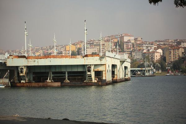 Galata Köprüsü&#039;nün kayıp parçaları bulundu