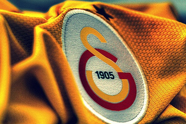 Galatasaray&#039;dan kritik borç açıklaması