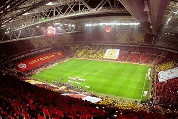 Türk Telekom Arena kapanıyor