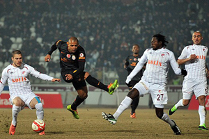 Elazığspor evinde, Galatasaray&#039;ı 1-0 yendi