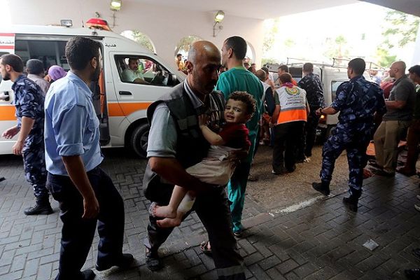 İsrail ambulansları ve ilk yardım birimlerini vurdu