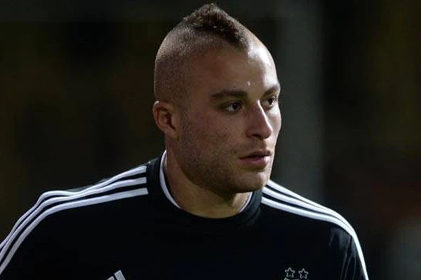 Gökhan Töre'ye bir darbe de sevgiliden