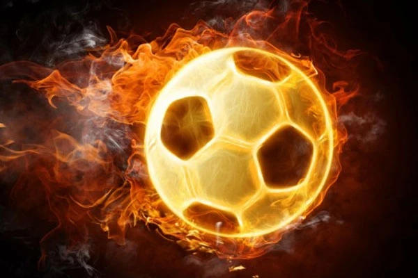 Galatasaray'da 3 isim kadroya alınmadı