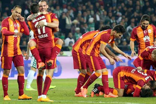 Galatasaray Konyaspor maçında rekor kırdı