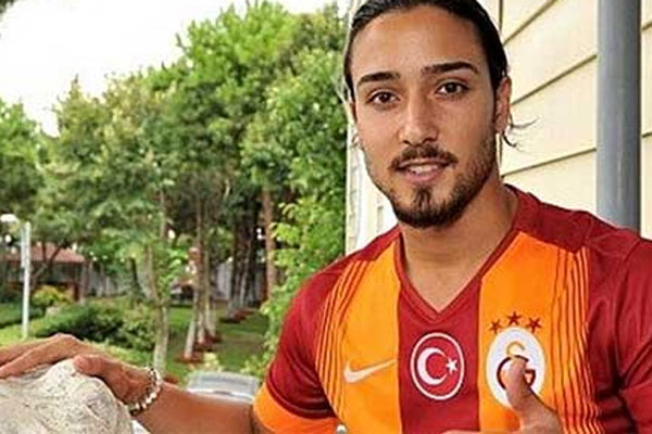 Galatasaraylı futbolcular Devler Ligi&#039;nden emin