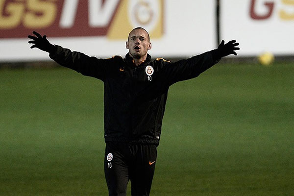 Galatasaray&#039;da Sneijder sevinci