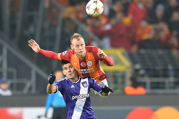 Galatasaray, Anderlecht&#039;e yenilerek Avrupa&#039;ya veda etti