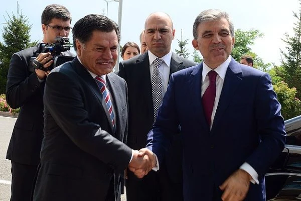Gül'den AYM Başkanı Kılıç'a veda ziyareti