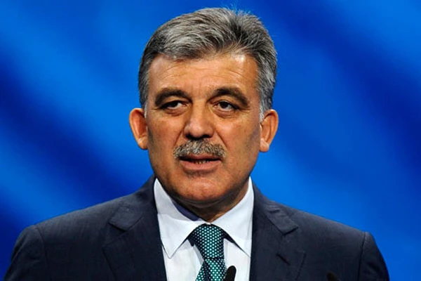 Gül, HSYK düzenlemesini onaylayacak mı