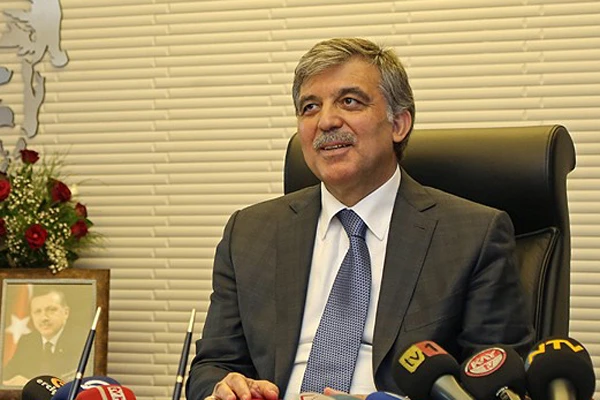 Abdullah Gül sevinç tebriklerini bildirdi