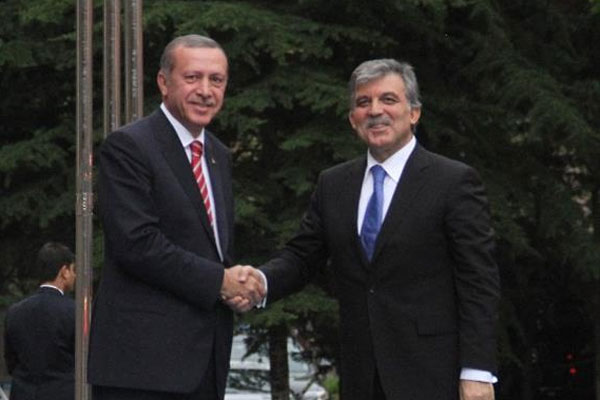 Abdullah Gül&#039;den Erdoğan&#039;a veda ziyareti