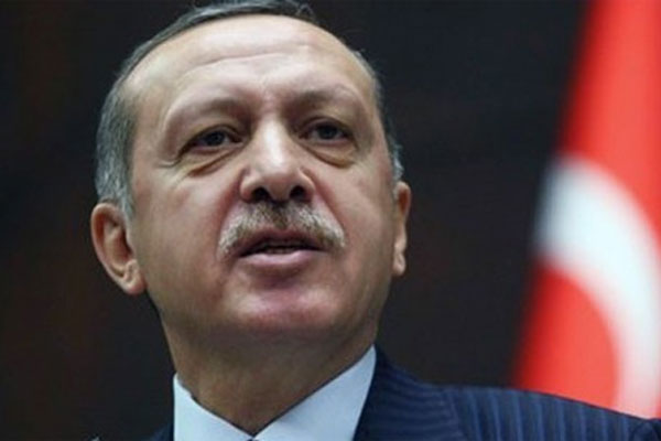 Başbakan Erdoğan'a 'Uzun adam'dan sonra 'Güzel adam'