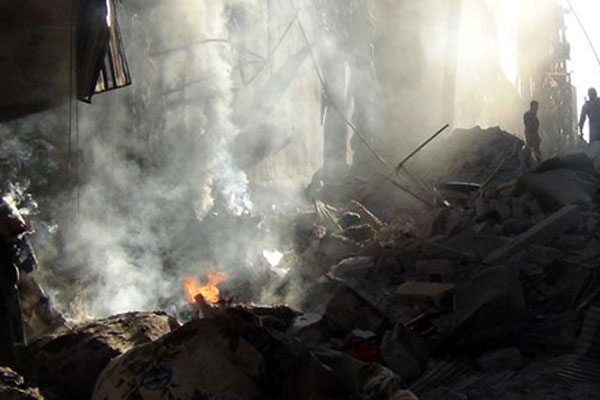 Suriye ordusu Halep&#039;i bombaladı, 22 ölü