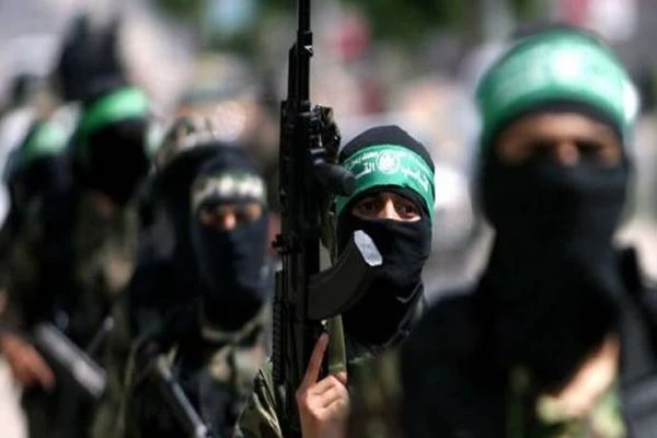 Hamas İsrail'i havan topuyla vurdu