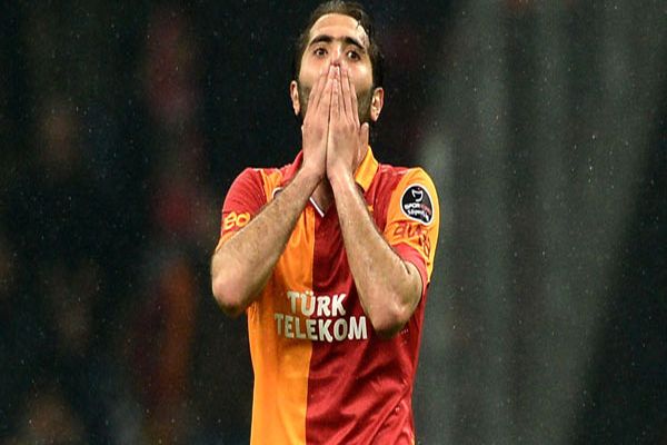 Galatasaray&#039;da Hamit Altıntop depremi!