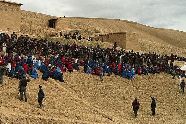 Toprak altında kalanlardan umut kesildi