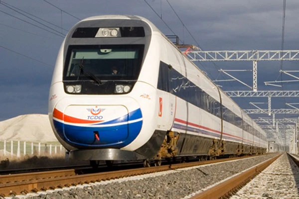 Bakan Elvan'dan hızlı tren müjdesi